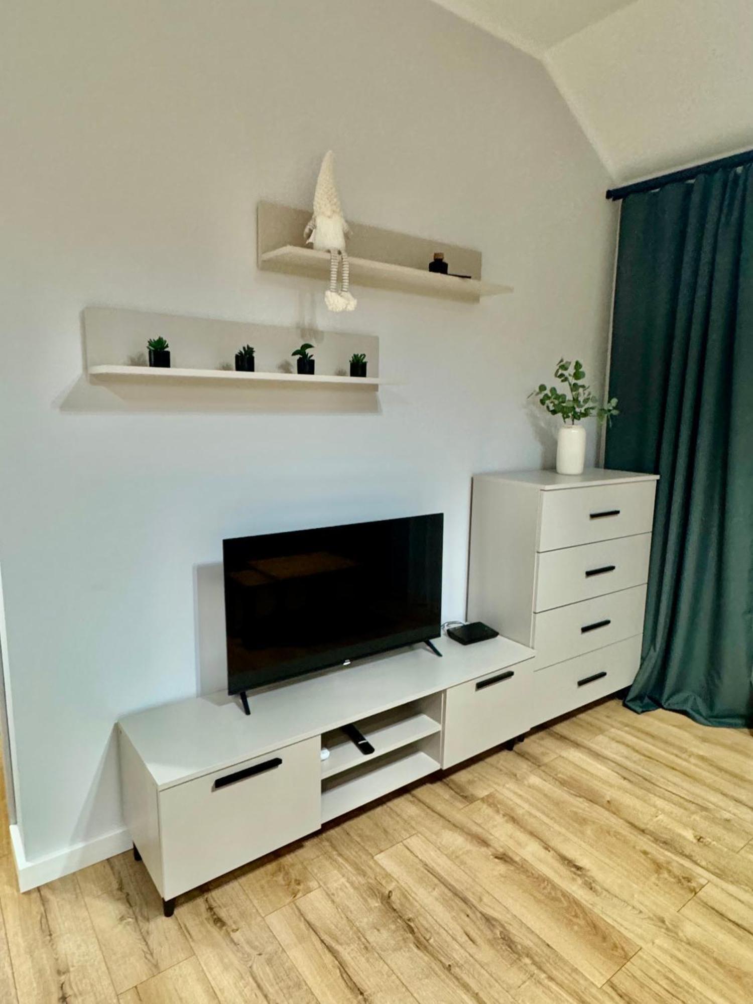 Apartament Olenka ブスコ・ズドロイ エクステリア 写真