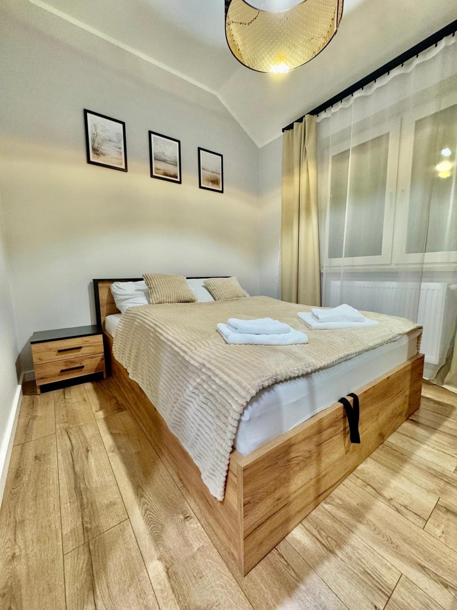Apartament Olenka ブスコ・ズドロイ エクステリア 写真